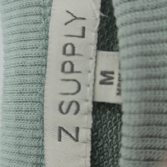 ■2 For $5 ZSUPPLY SWEAT TOP SIZE MEDIUM - Picture 5 of 9